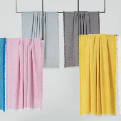 Vida Dove Gray Blanket