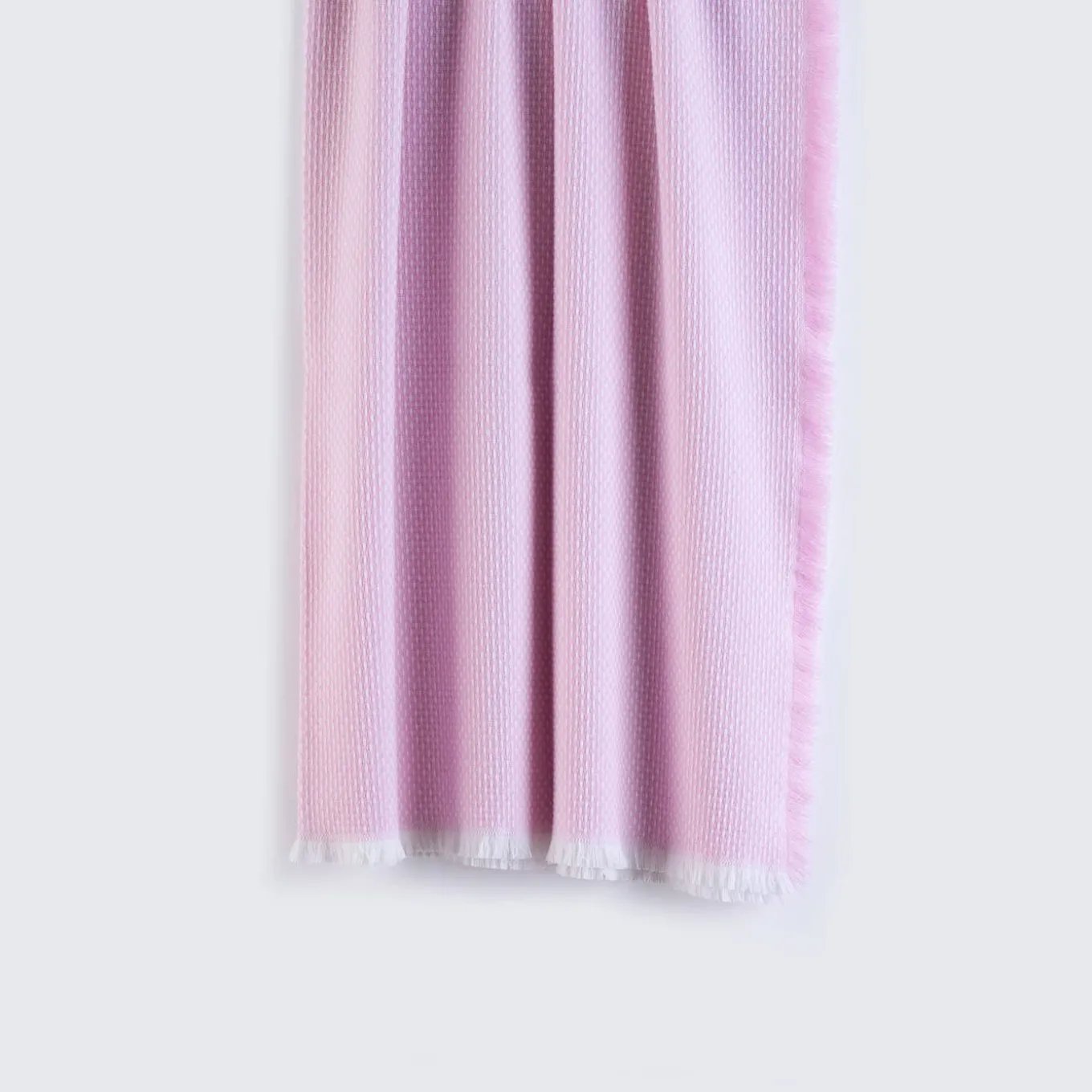 Vida Pink Blanket