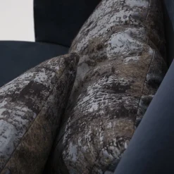 Virna Abyss Chaise Longue by Ciarmoli Queda Studio