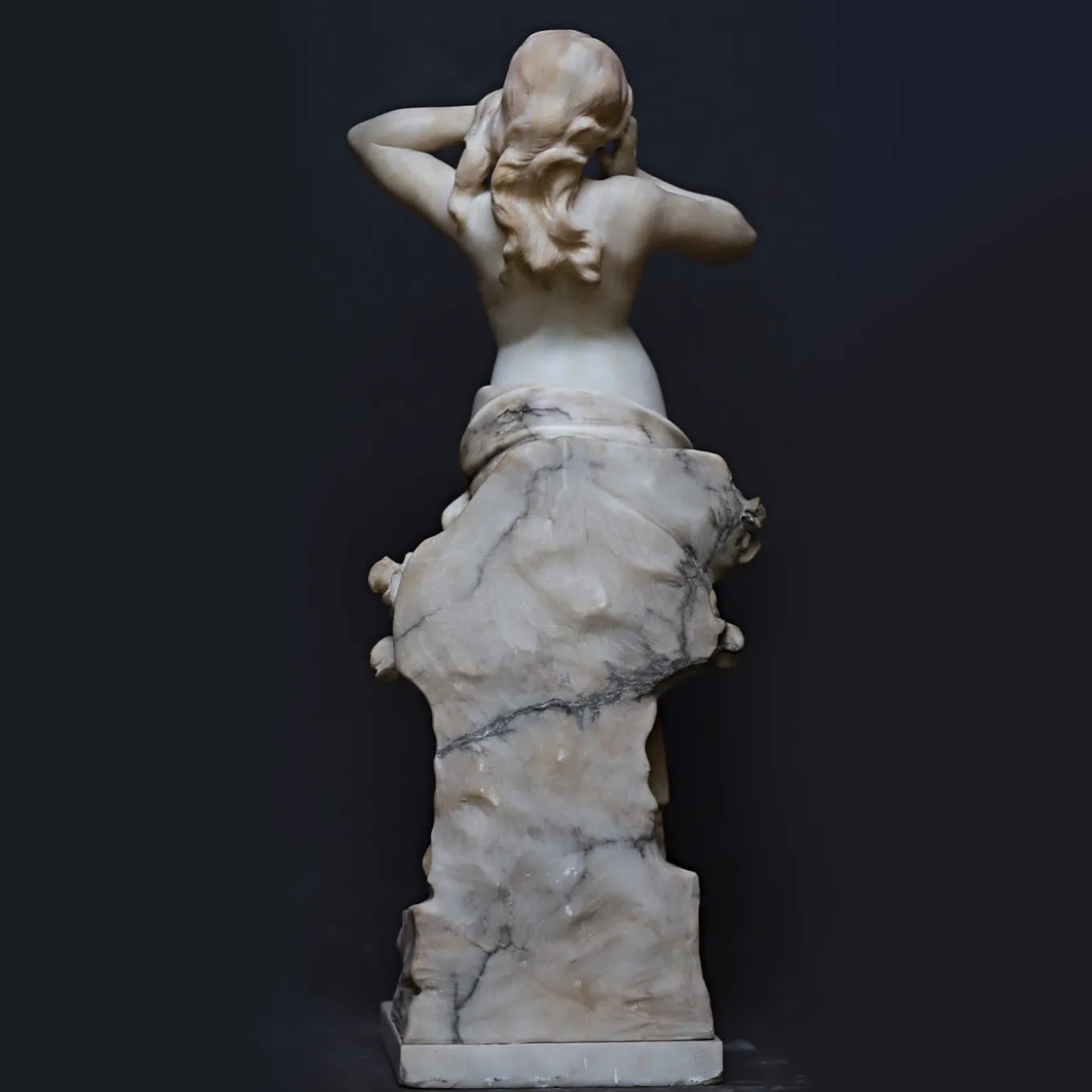 Visione Anthpomorphic Sculpture