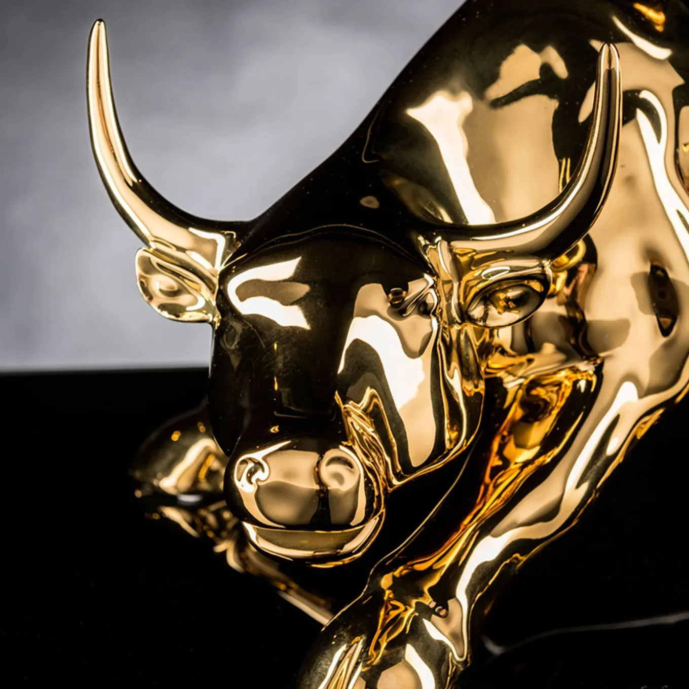 Wall Street Bull Large Golden Sculpture