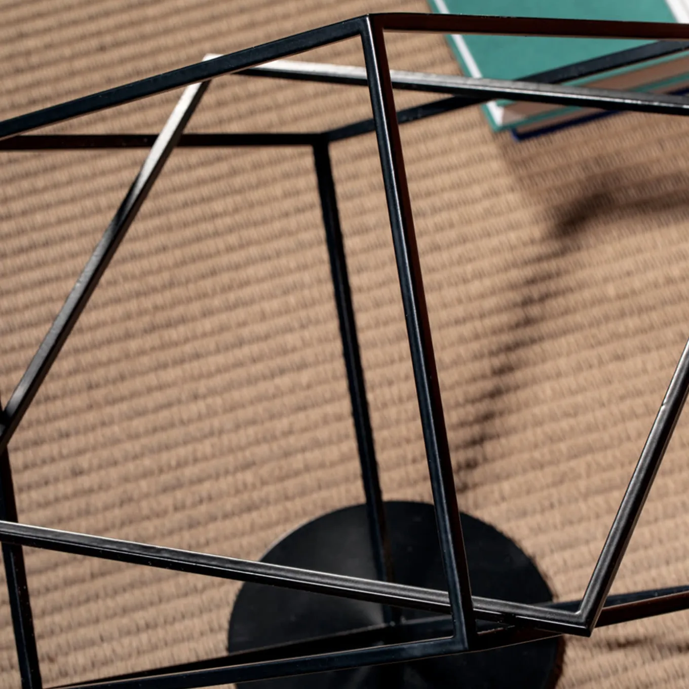 Who's Next Black Iron Magazine Rack