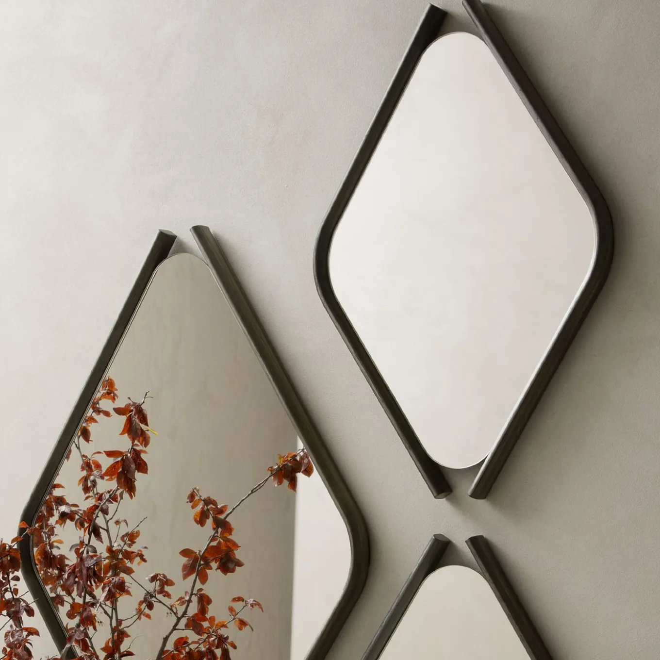 Wood Eye Small Mirror with Solid Oak Frame