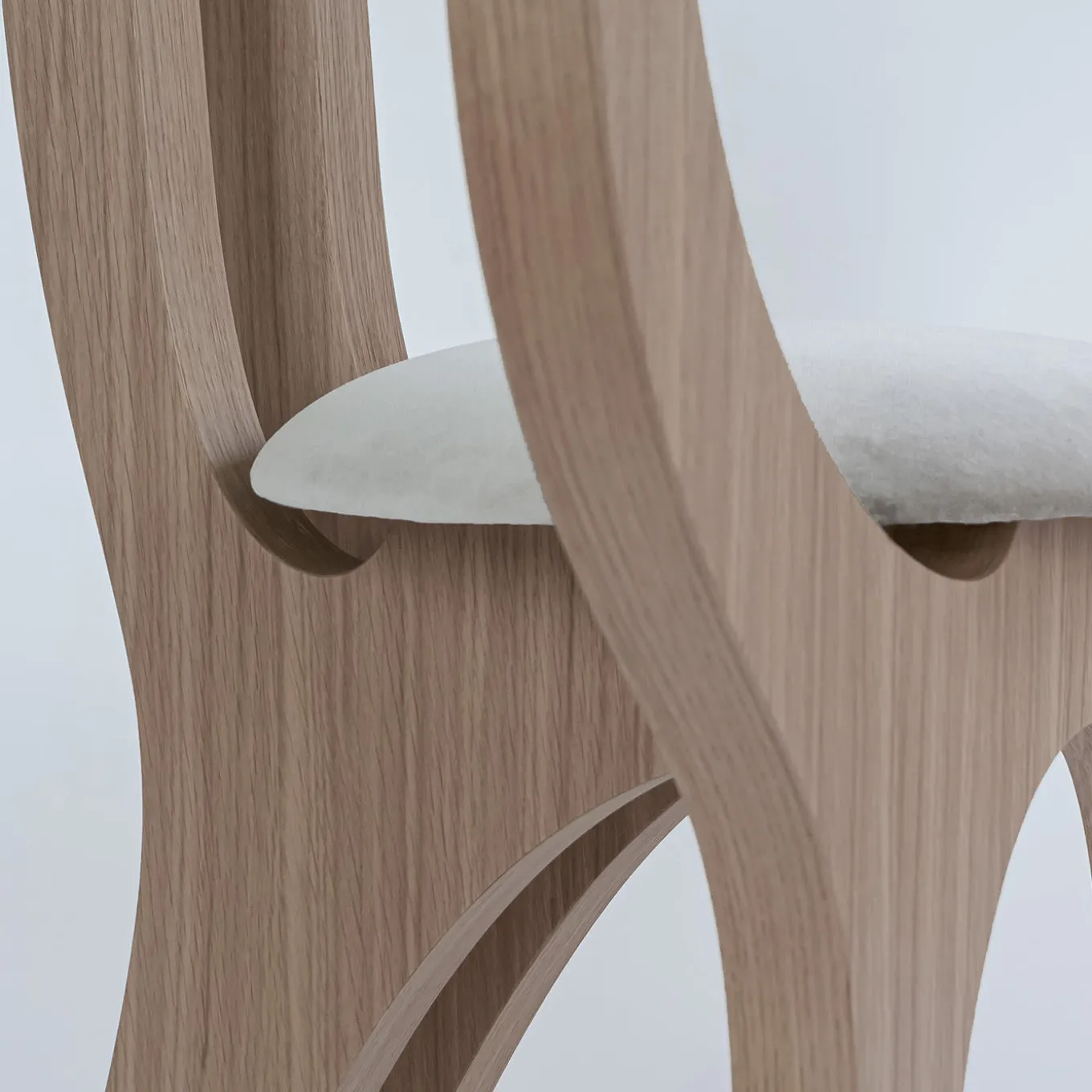 Zero Sculptural Chair