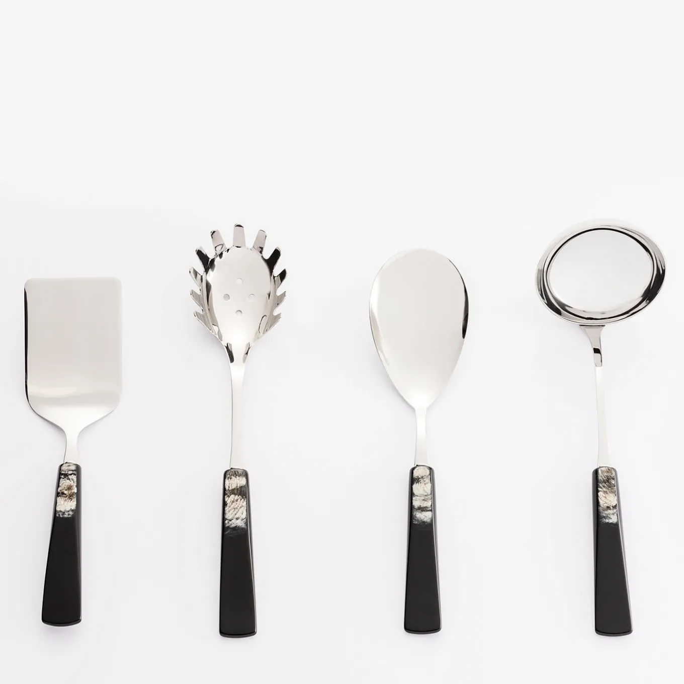 Zhantus Set of 2 Flat Serving Spoons