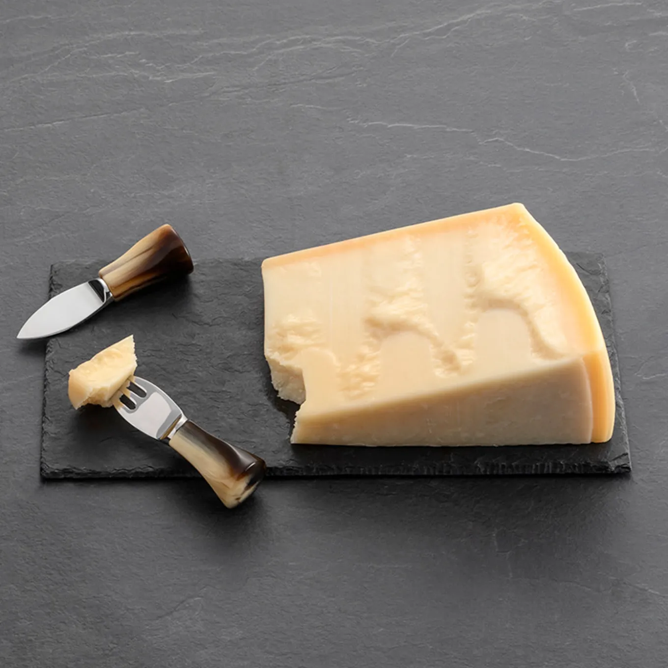 Zimbabwe Set of Parmigiano Cheese Serving Cutlery